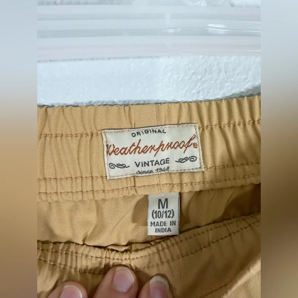 Weatherproof comfortable tan